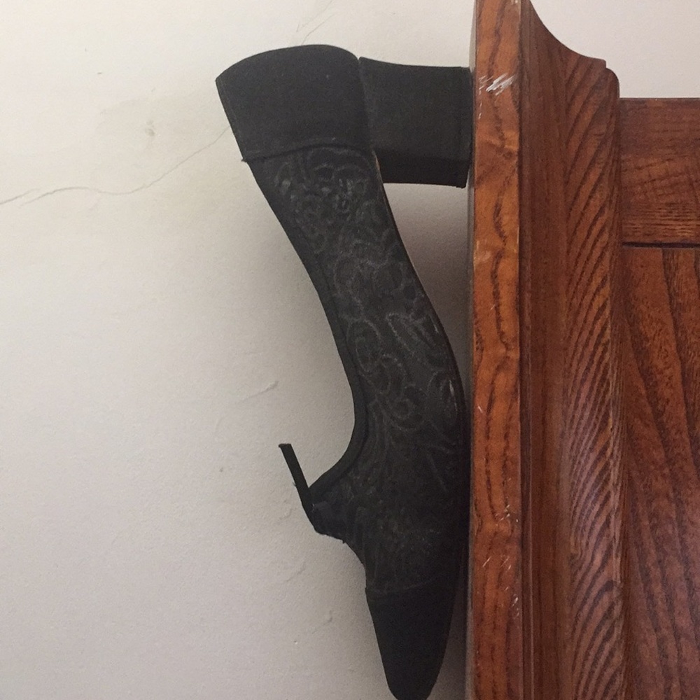 Women’s Shoes